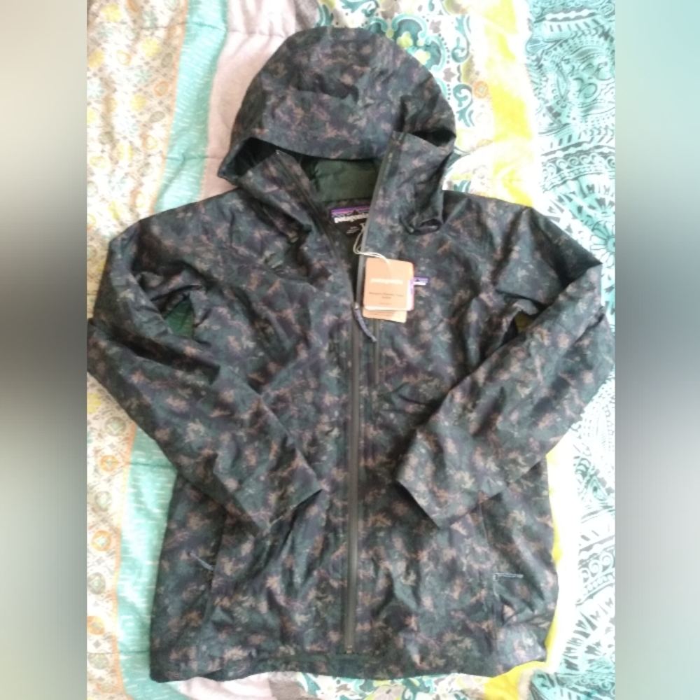 Patagonia women's powder town jacket